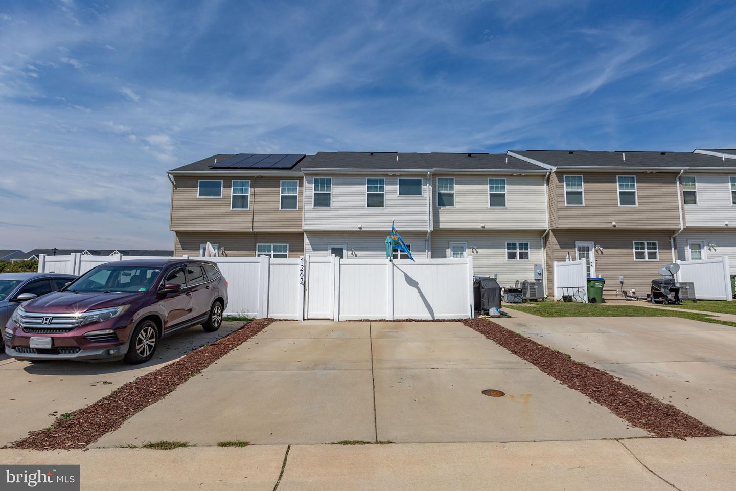 7262 STATESMAN BLVD, RUTHER GLEN, Virginia 22546, 4 Bedrooms Bedrooms, ,3 BathroomsBathrooms,Residential,For sale,7262 STATESMAN BLVD,VACV2008890 MLS # VACV2008890