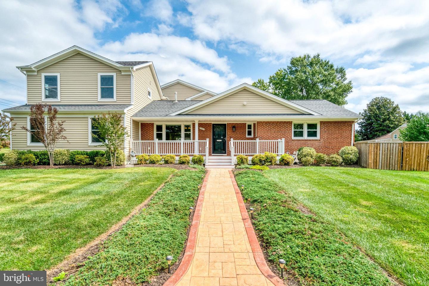 5227 CATHER RD, SPRINGFIELD, Virginia 22151, 8 Bedrooms Bedrooms, 19 Rooms Rooms,5 BathroomsBathrooms,Residential,For sale,5227 CATHER RD,VAFX2269348 MLS # VAFX2269348