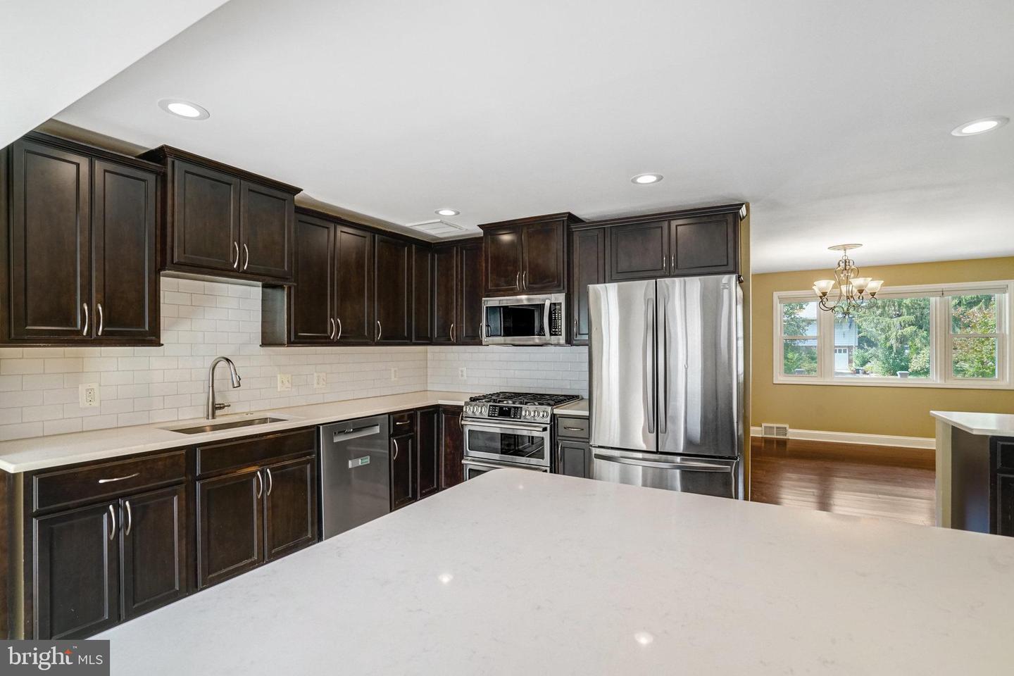 5227 CATHER RD, SPRINGFIELD, Virginia 22151, 8 Bedrooms Bedrooms, 19 Rooms Rooms,5 BathroomsBathrooms,Residential,For sale,5227 CATHER RD,VAFX2269348 MLS # VAFX2269348