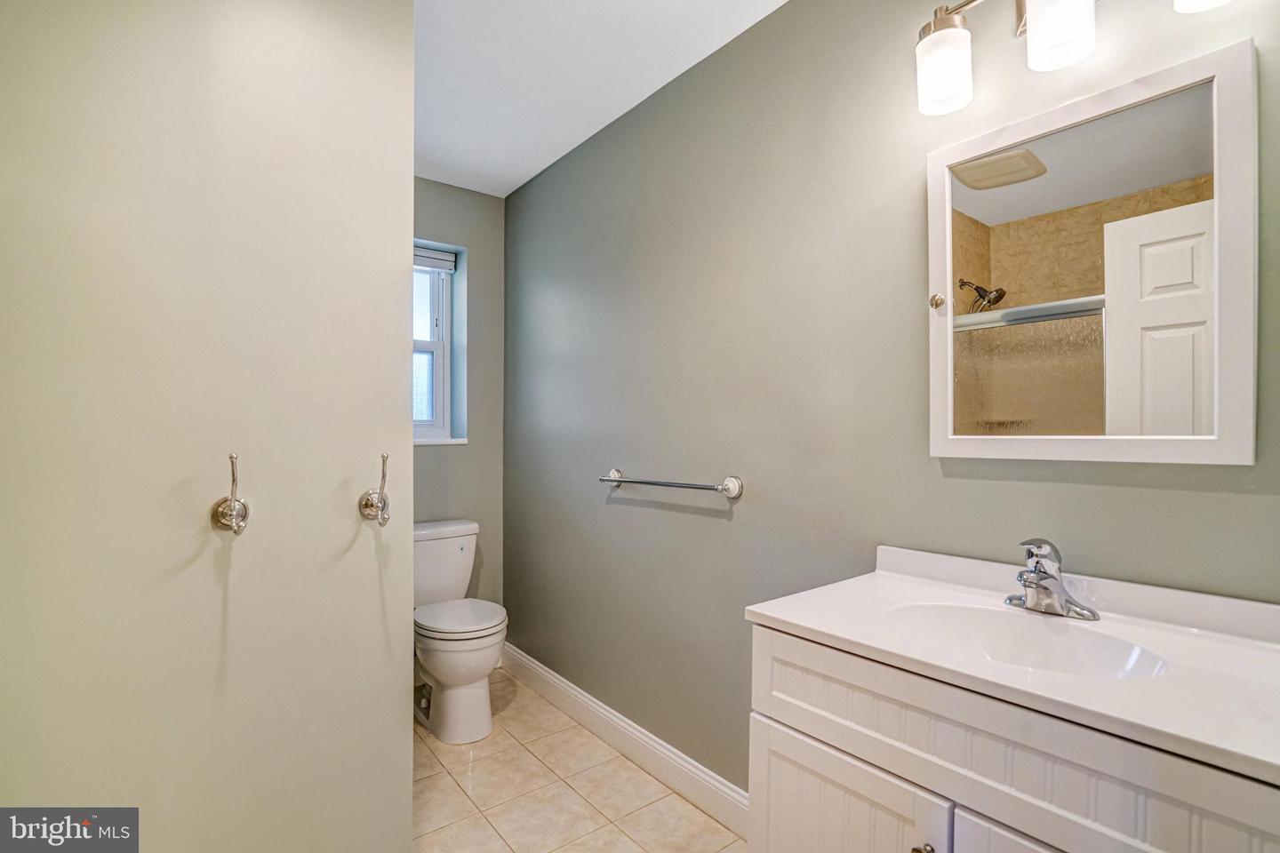 5227 CATHER RD, SPRINGFIELD, Virginia 22151, 8 Bedrooms Bedrooms, 19 Rooms Rooms,5 BathroomsBathrooms,Residential,For sale,5227 CATHER RD,VAFX2269348 MLS # VAFX2269348