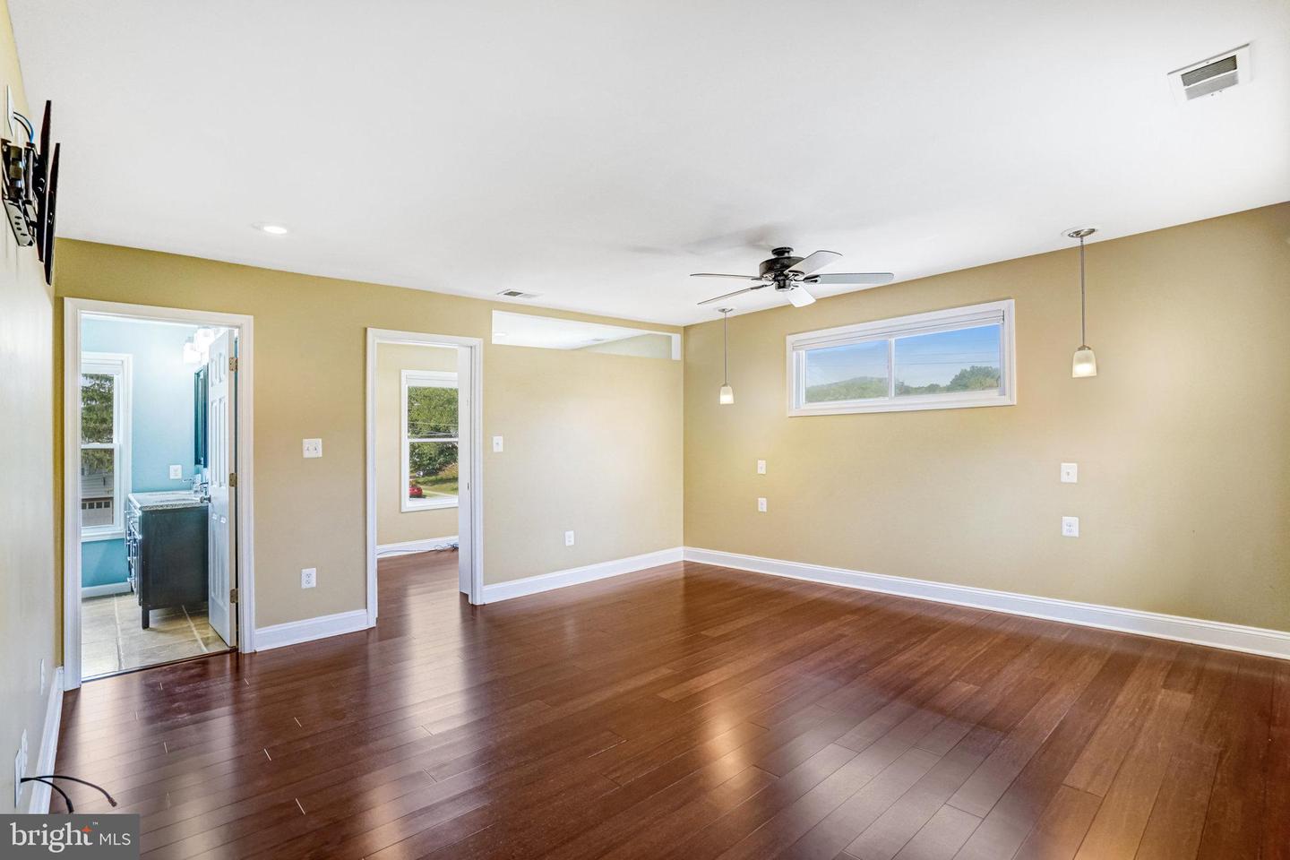 5227 CATHER RD, SPRINGFIELD, Virginia 22151, 8 Bedrooms Bedrooms, 19 Rooms Rooms,5 BathroomsBathrooms,Residential,For sale,5227 CATHER RD,VAFX2269348 MLS # VAFX2269348
