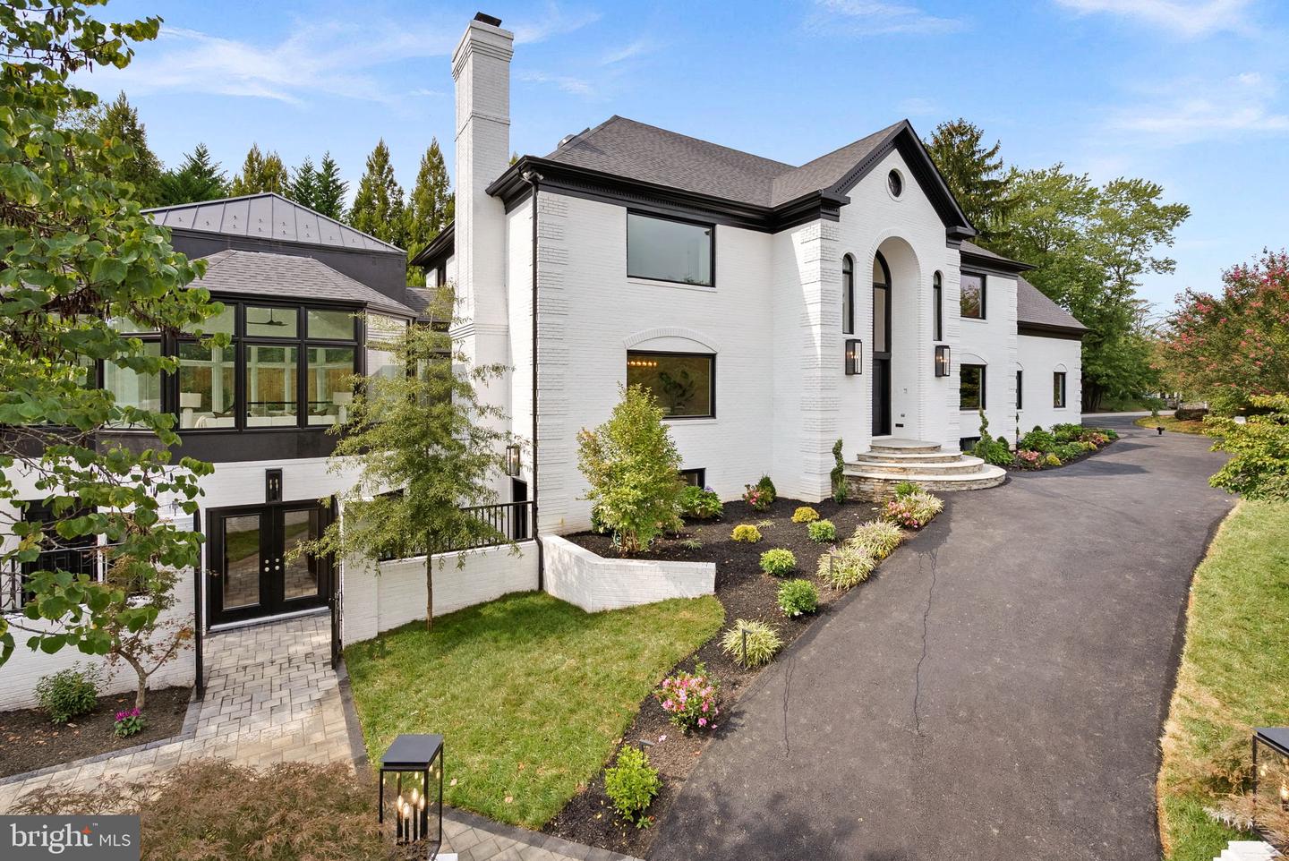 6121 LONG MEADOW RD, MCLEAN, Virginia 22101, 6 Bedrooms Bedrooms, ,8 BathroomsBathrooms,Residential,For sale,6121 LONG MEADOW RD,VAFX2269456 MLS # VAFX2269456