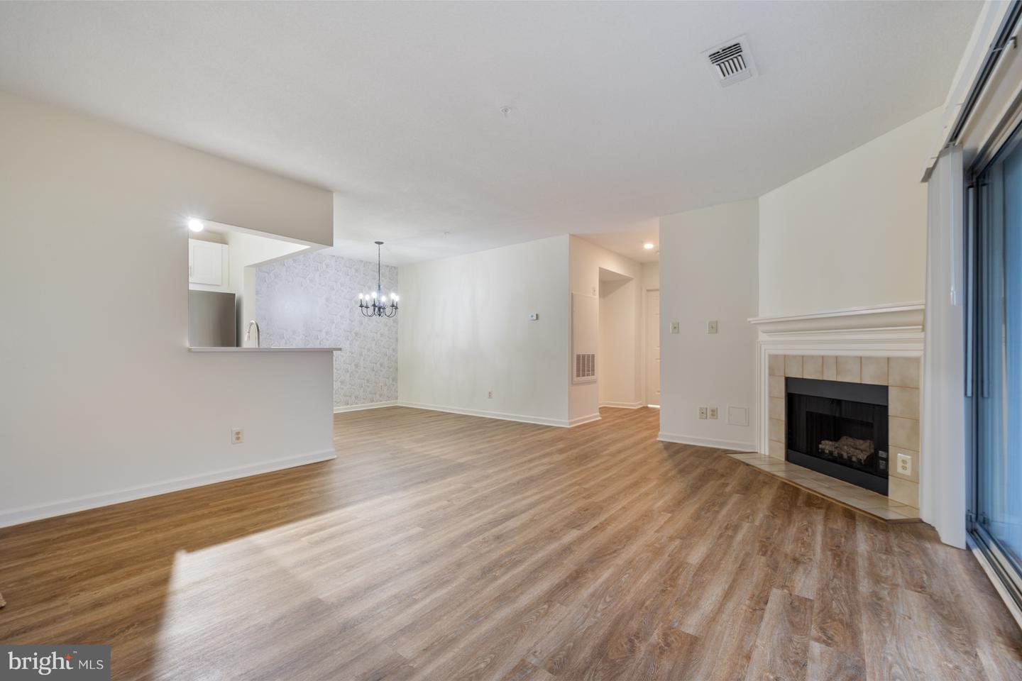 20320 BEECHWOOD TER #202, ASHBURN, Virginia 20147, 2 Bedrooms Bedrooms, ,1 BathroomBathrooms,Residential,For sale,20320 BEECHWOOD TER #202,VALO2107698 MLS # VALO2107698