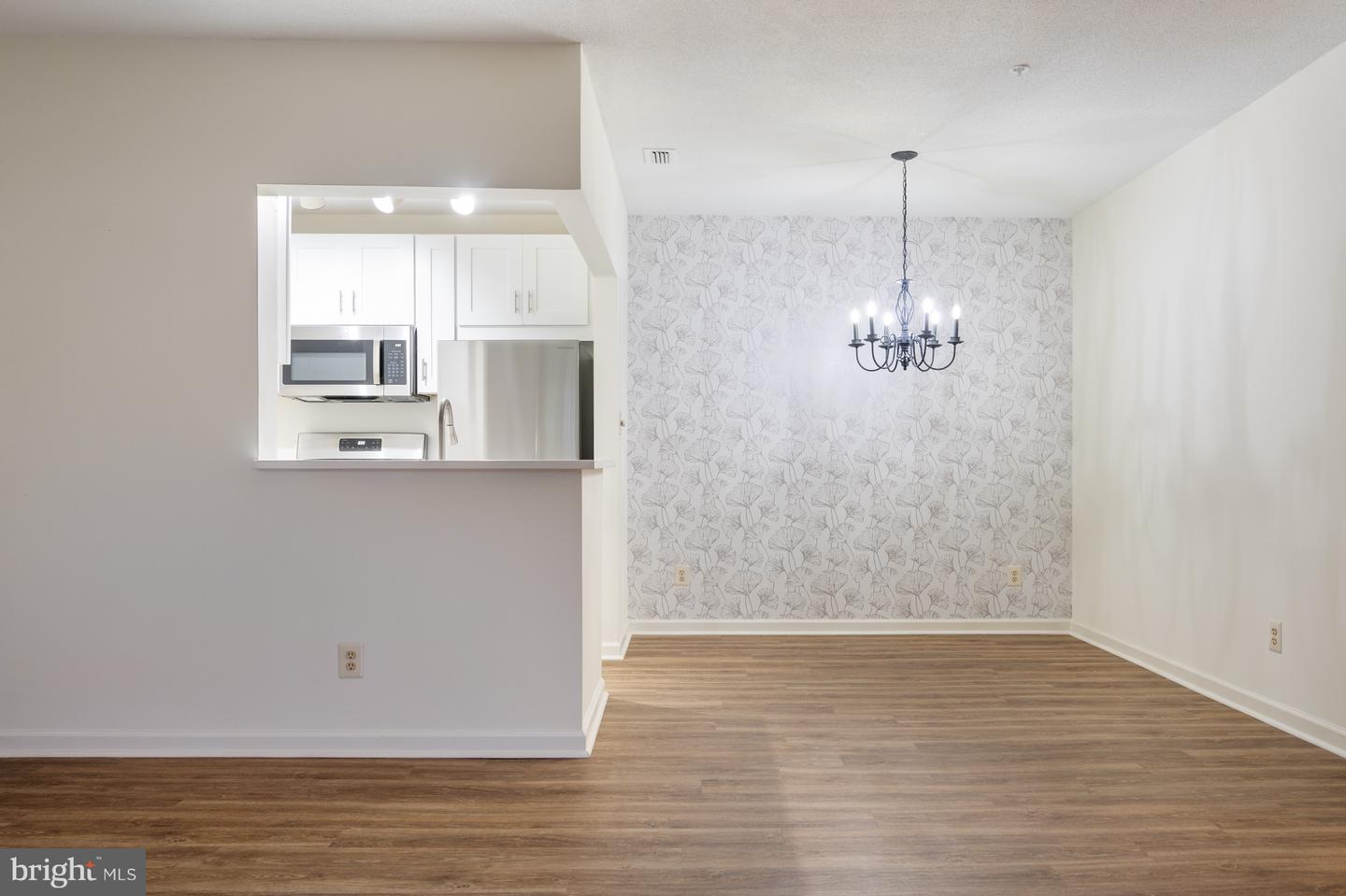 20320 BEECHWOOD TER #202, ASHBURN, Virginia 20147, 2 Bedrooms Bedrooms, ,1 BathroomBathrooms,Residential,For sale,20320 BEECHWOOD TER #202,VALO2107698 MLS # VALO2107698
