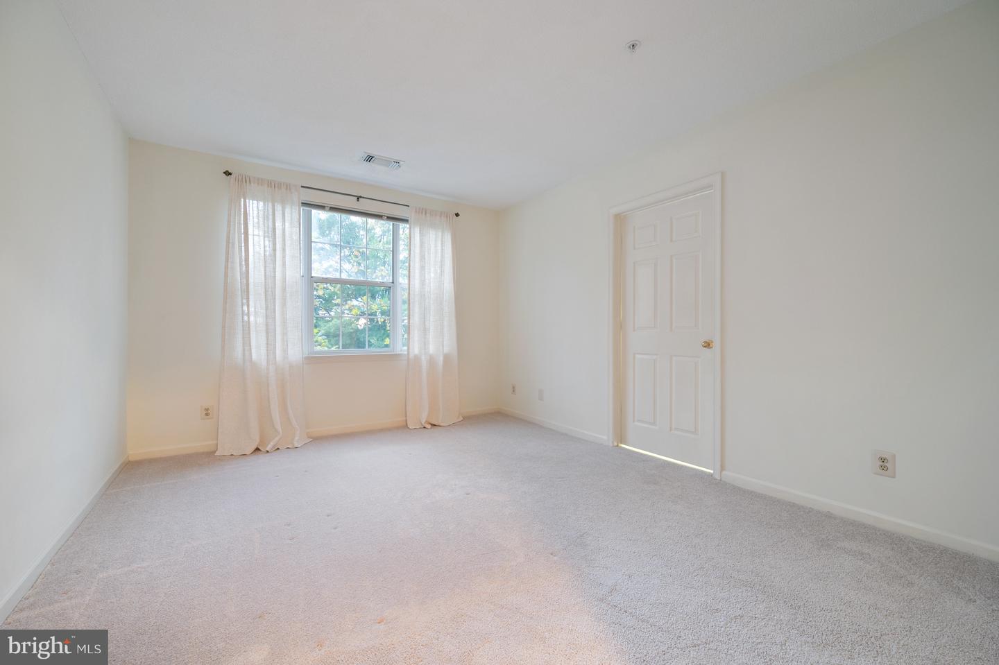 20320 BEECHWOOD TER #202, ASHBURN, Virginia 20147, 2 Bedrooms Bedrooms, ,1 BathroomBathrooms,Residential,For sale,20320 BEECHWOOD TER #202,VALO2107698 MLS # VALO2107698