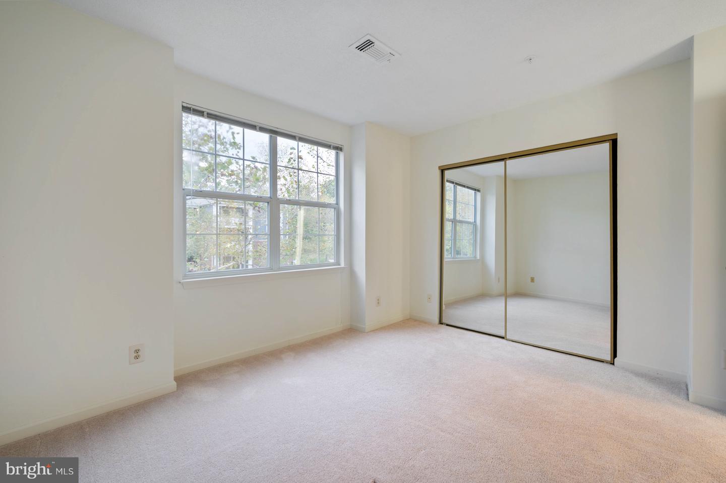 20320 BEECHWOOD TER #202, ASHBURN, Virginia 20147, 2 Bedrooms Bedrooms, ,1 BathroomBathrooms,Residential,For sale,20320 BEECHWOOD TER #202,VALO2107698 MLS # VALO2107698