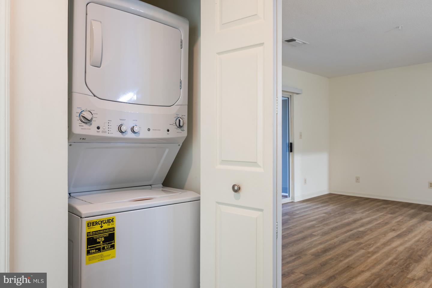 20320 BEECHWOOD TER #202, ASHBURN, Virginia 20147, 2 Bedrooms Bedrooms, ,1 BathroomBathrooms,Residential,For sale,20320 BEECHWOOD TER #202,VALO2107698 MLS # VALO2107698