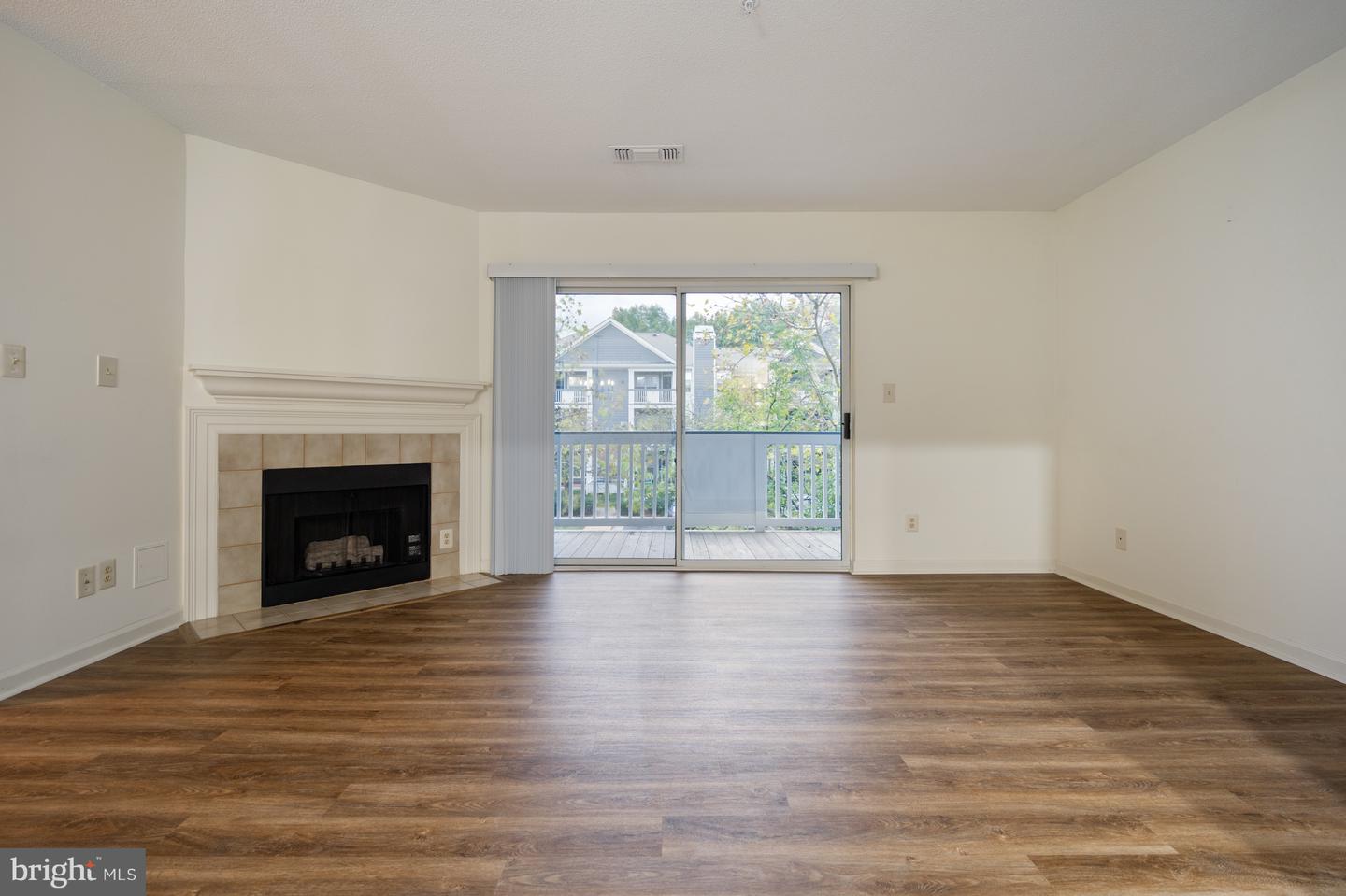 20320 BEECHWOOD TER #202, ASHBURN, Virginia 20147, 2 Bedrooms Bedrooms, ,1 BathroomBathrooms,Residential,For sale,20320 BEECHWOOD TER #202,VALO2107698 MLS # VALO2107698