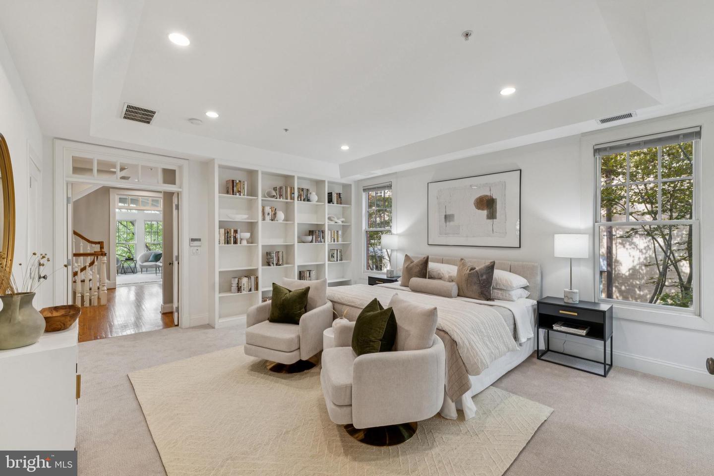 2915 38TH ST NW, WASHINGTON, District Of Columbia 20016, 4 Bedrooms Bedrooms, ,3 BathroomsBathrooms,Residential,For sale,2915 38TH ST NW,DCDC2224418 MLS # DCDC2224418