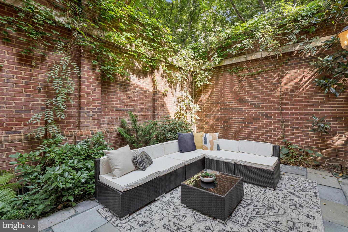 2915 38TH ST NW, WASHINGTON, District Of Columbia 20016, 4 Bedrooms Bedrooms, ,3 BathroomsBathrooms,Residential,For sale,2915 38TH ST NW,DCDC2224418 MLS # DCDC2224418