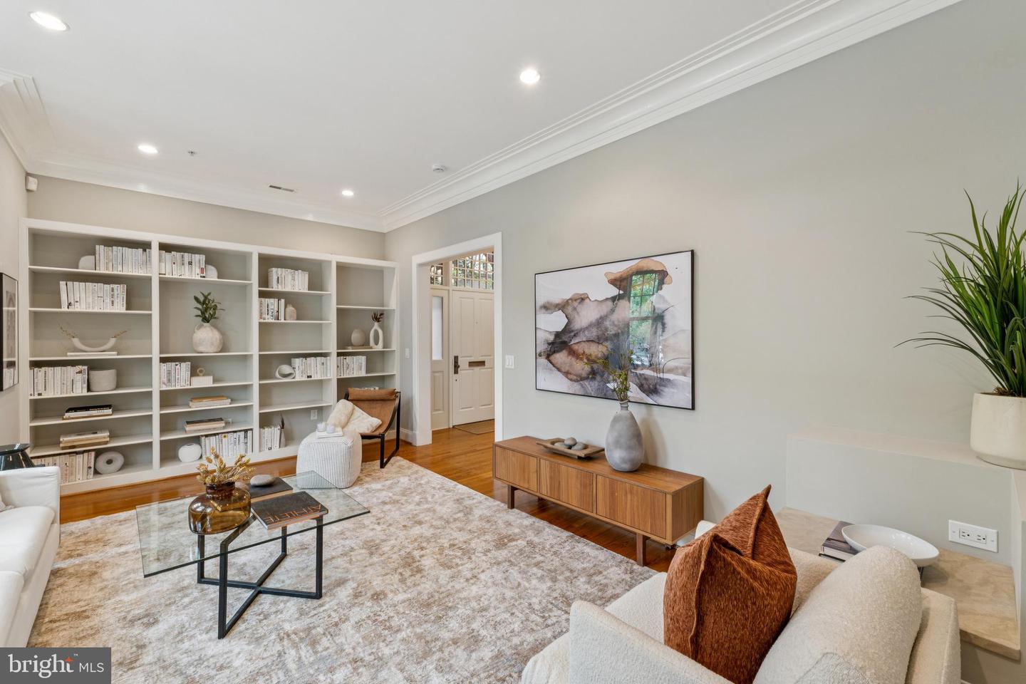 2915 38TH ST NW, WASHINGTON, District Of Columbia 20016, 4 Bedrooms Bedrooms, ,3 BathroomsBathrooms,Residential,For sale,2915 38TH ST NW,DCDC2224418 MLS # DCDC2224418