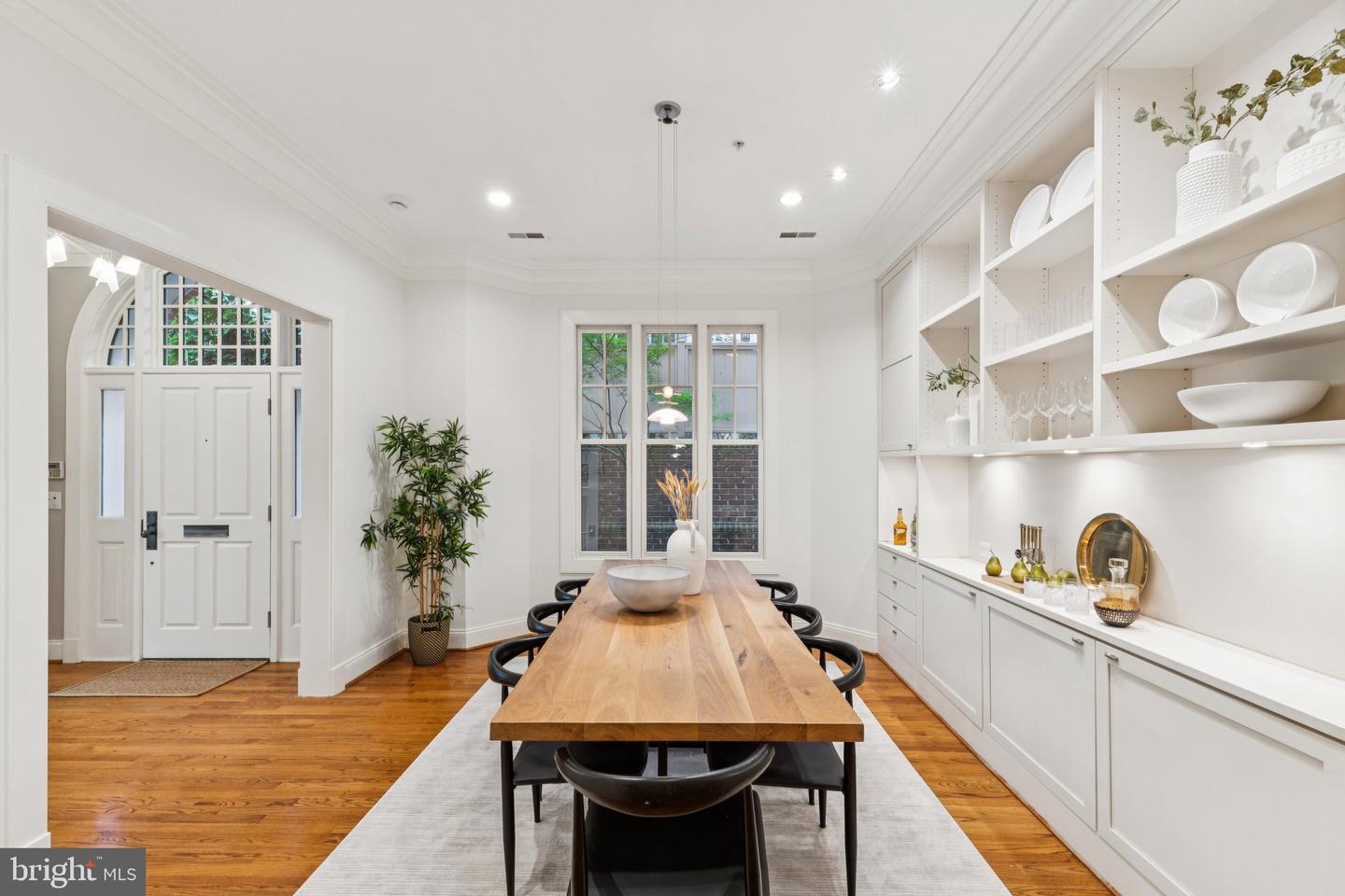 2915 38TH ST NW, WASHINGTON, District Of Columbia 20016, 4 Bedrooms Bedrooms, ,3 BathroomsBathrooms,Residential,For sale,2915 38TH ST NW,DCDC2224418 MLS # DCDC2224418