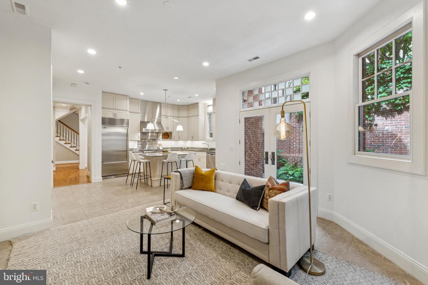 2915 38TH ST NW, WASHINGTON, District Of Columbia 20016, 4 Bedrooms Bedrooms, ,3 BathroomsBathrooms,Residential,For sale,2915 38TH ST NW,DCDC2224418 MLS # DCDC2224418