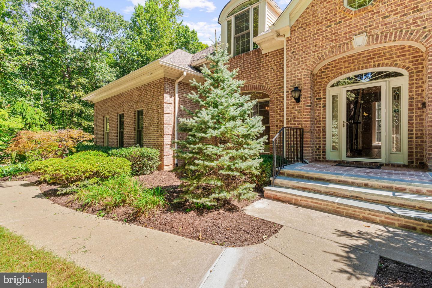 8363 S CREEDMORE SOUTH DR, WARRENTON, Virginia 20187, 3 Bedrooms Bedrooms, ,4 BathroomsBathrooms,Residential,For sale,8363 S CREEDMORE SOUTH DR,VAFQ2018490 MLS # VAFQ2018490