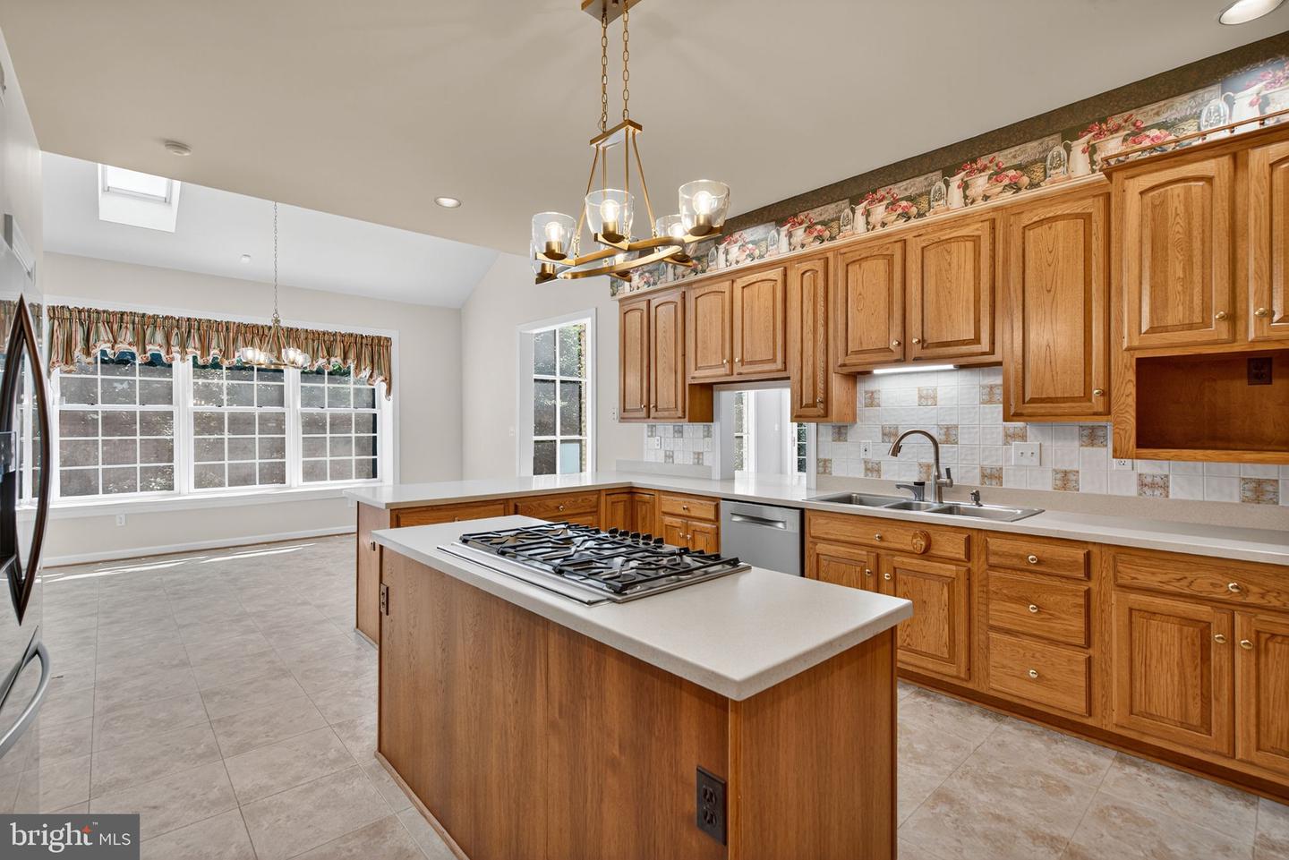 8363 S CREEDMORE SOUTH DR, WARRENTON, Virginia 20187, 3 Bedrooms Bedrooms, ,4 BathroomsBathrooms,Residential,For sale,8363 S CREEDMORE SOUTH DR,VAFQ2018490 MLS # VAFQ2018490