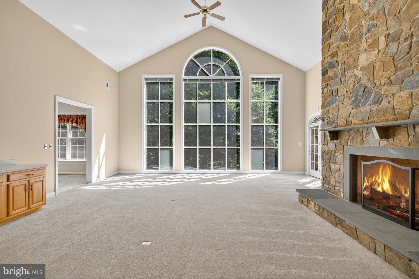 8363 S CREEDMORE SOUTH DR, WARRENTON, Virginia 20187, 3 Bedrooms Bedrooms, ,4 BathroomsBathrooms,Residential,For sale,8363 S CREEDMORE SOUTH DR,VAFQ2018490 MLS # VAFQ2018490