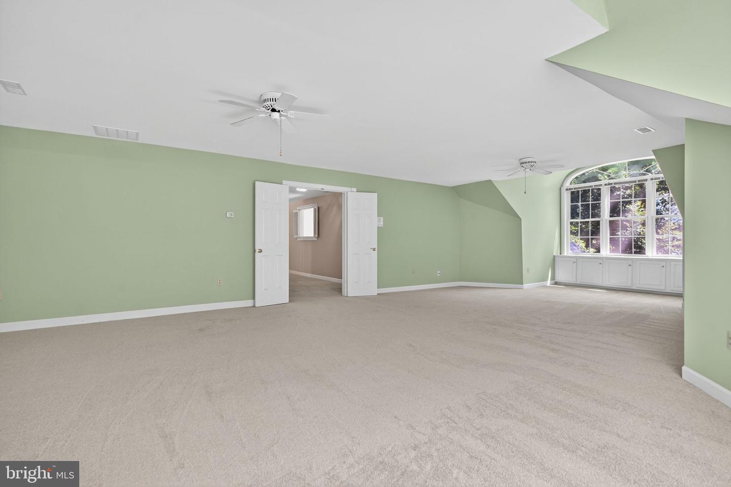 8363 S CREEDMORE SOUTH DR, WARRENTON, Virginia 20187, 3 Bedrooms Bedrooms, ,4 BathroomsBathrooms,Residential,For sale,8363 S CREEDMORE SOUTH DR,VAFQ2018490 MLS # VAFQ2018490