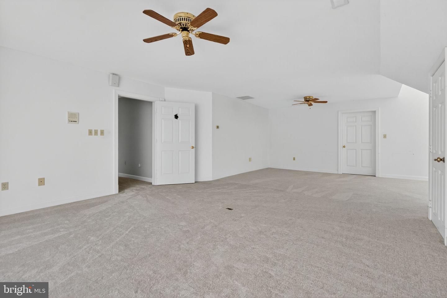 8363 S CREEDMORE SOUTH DR, WARRENTON, Virginia 20187, 3 Bedrooms Bedrooms, ,4 BathroomsBathrooms,Residential,For sale,8363 S CREEDMORE SOUTH DR,VAFQ2018490 MLS # VAFQ2018490