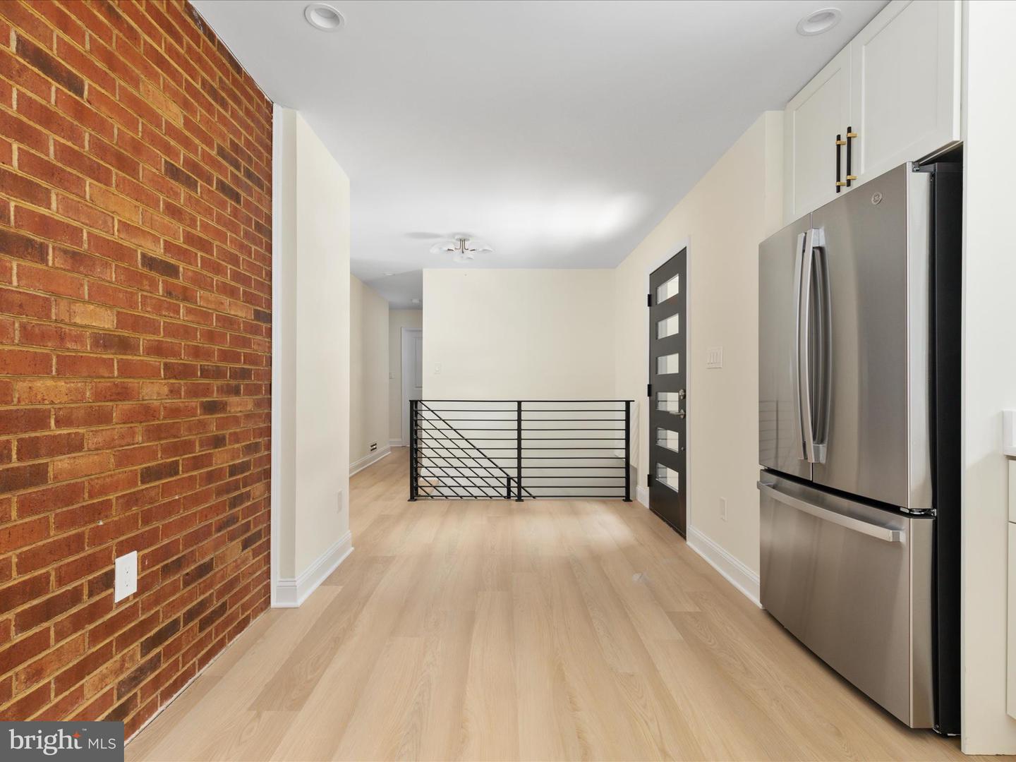 1502 MIDDLEBURY DR, ALEXANDRIA, Virginia 22307, 5 Bedrooms Bedrooms, 17 Rooms Rooms,3 BathroomsBathrooms,Residential,For sale,1502 MIDDLEBURY DR,VAFX2269452 MLS # VAFX2269452
