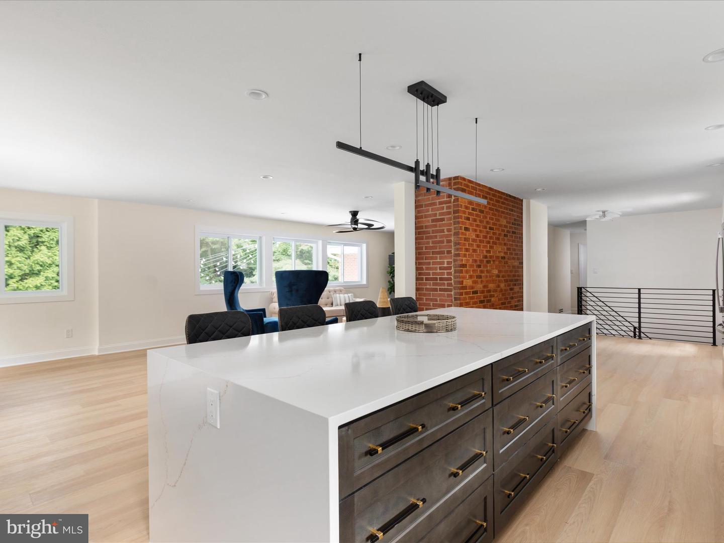 1502 MIDDLEBURY DR, ALEXANDRIA, Virginia 22307, 5 Bedrooms Bedrooms, 17 Rooms Rooms,3 BathroomsBathrooms,Residential,For sale,1502 MIDDLEBURY DR,VAFX2269452 MLS # VAFX2269452