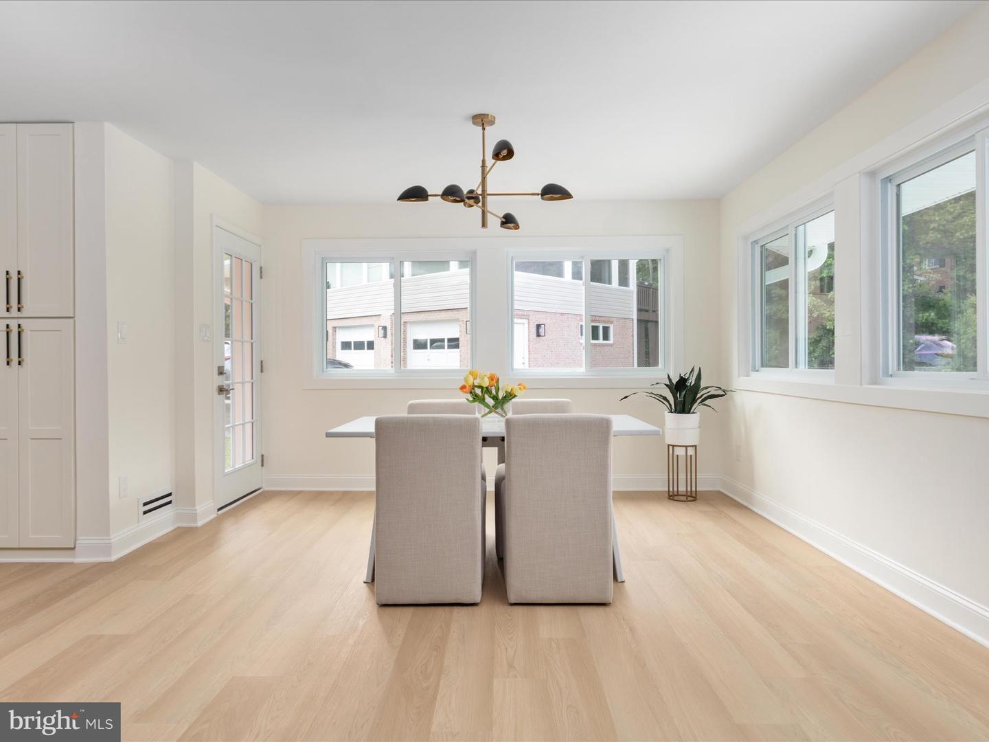 1502 MIDDLEBURY DR, ALEXANDRIA, Virginia 22307, 5 Bedrooms Bedrooms, 17 Rooms Rooms,3 BathroomsBathrooms,Residential,For sale,1502 MIDDLEBURY DR,VAFX2269452 MLS # VAFX2269452