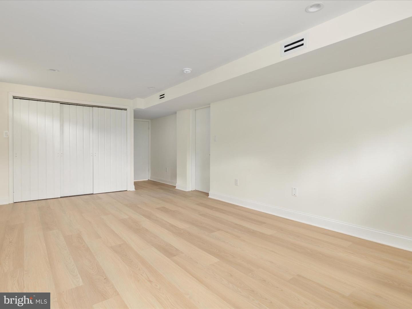 1502 MIDDLEBURY DR, ALEXANDRIA, Virginia 22307, 5 Bedrooms Bedrooms, 17 Rooms Rooms,3 BathroomsBathrooms,Residential,For sale,1502 MIDDLEBURY DR,VAFX2269452 MLS # VAFX2269452