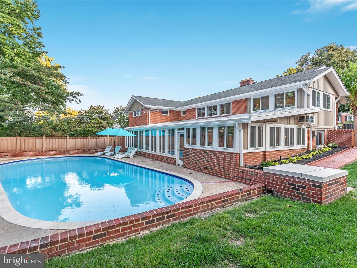 1502 MIDDLEBURY DR, ALEXANDRIA, Virginia 22307, 5 Bedrooms Bedrooms, 17 Rooms Rooms,3 BathroomsBathrooms,Residential,For sale,1502 MIDDLEBURY DR,VAFX2269452 MLS # VAFX2269452