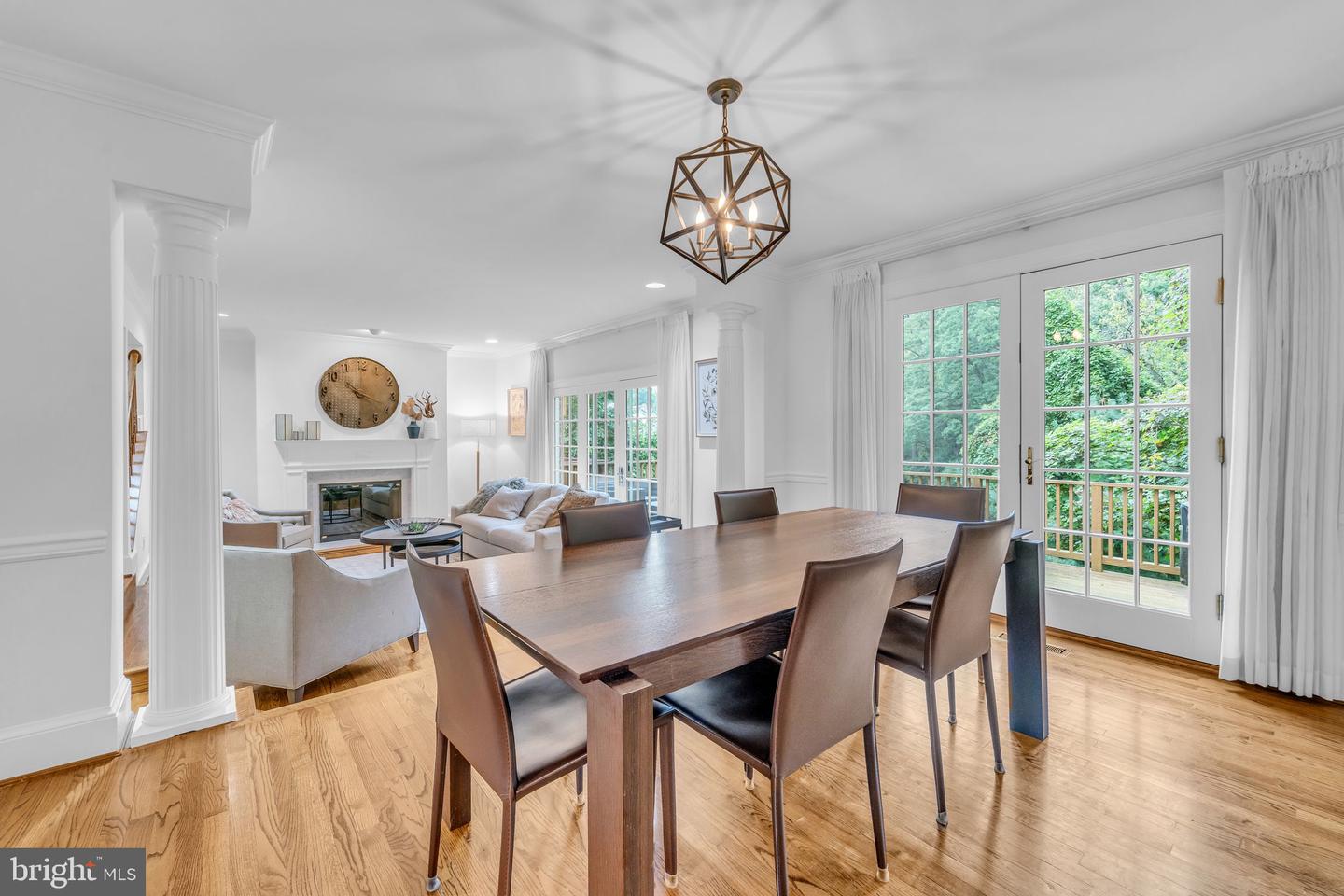 7204 EVANS MILL RD, MCLEAN, Virginia 22101, 4 Bedrooms Bedrooms, ,4 BathroomsBathrooms,Residential,For sale,7204 EVANS MILL RD,VAFX2269458 MLS # VAFX2269458