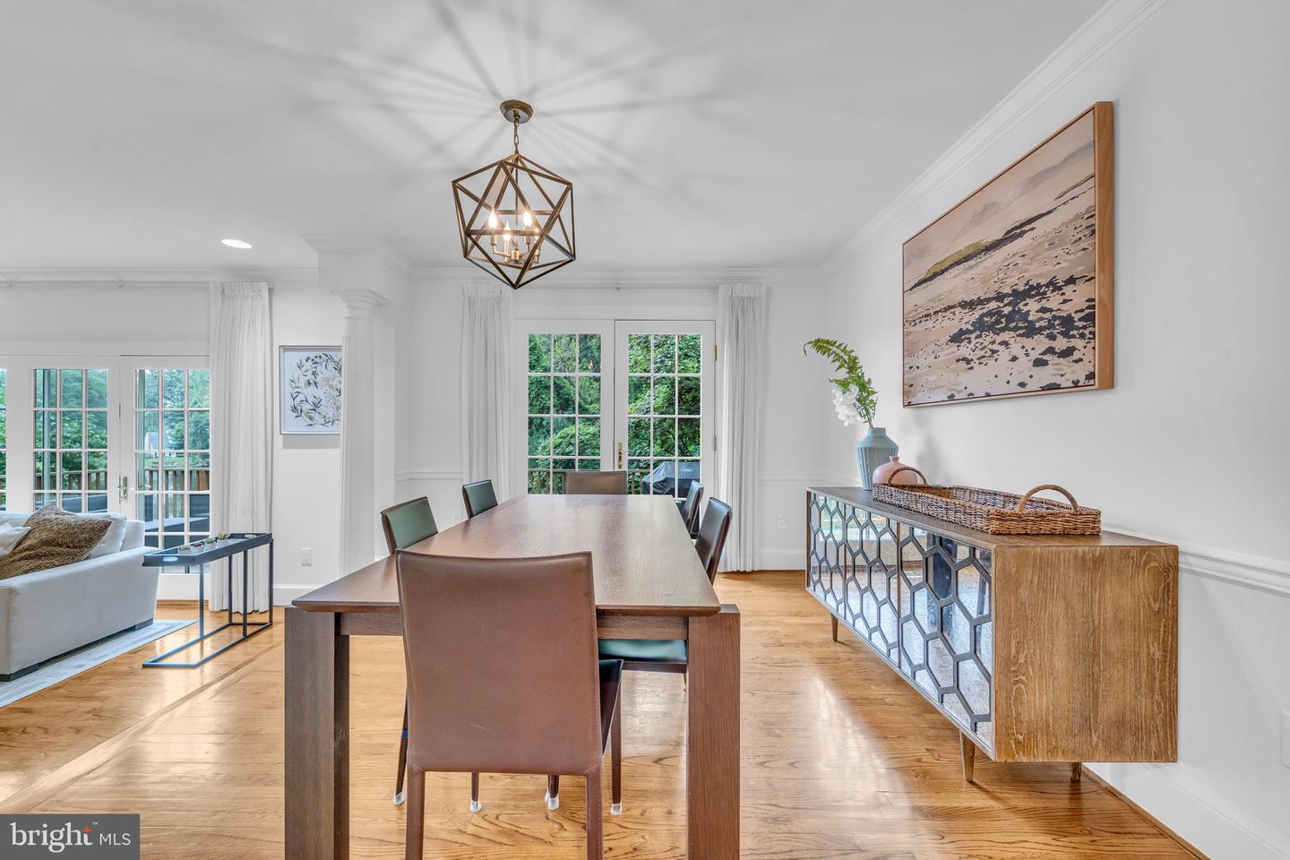 7204 EVANS MILL RD, MCLEAN, Virginia 22101, 4 Bedrooms Bedrooms, ,4 BathroomsBathrooms,Residential,For sale,7204 EVANS MILL RD,VAFX2269458 MLS # VAFX2269458