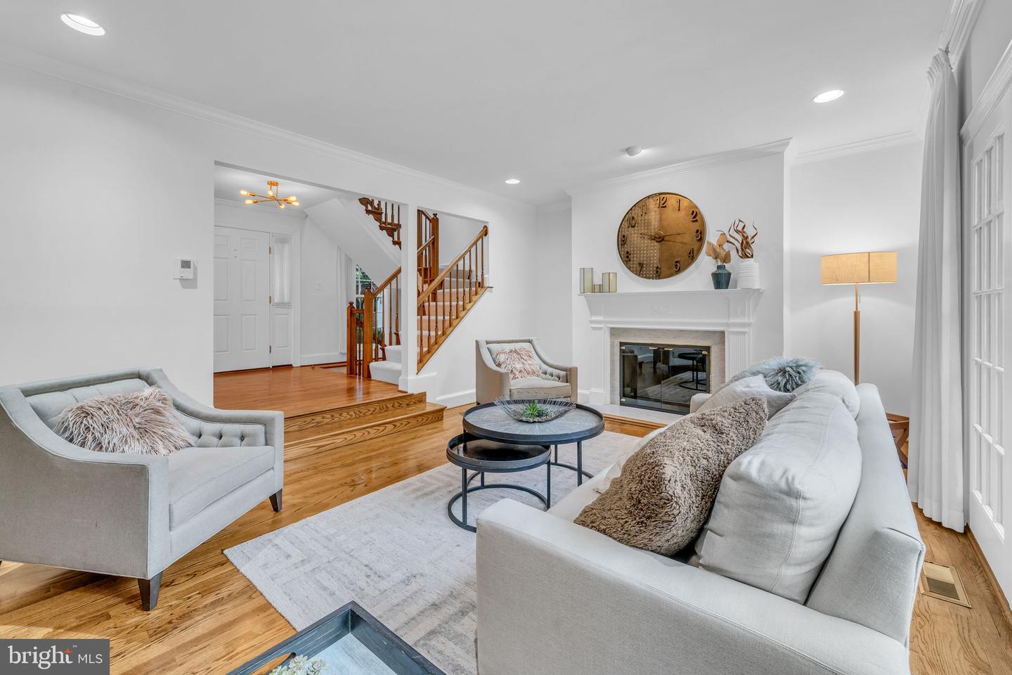 7204 EVANS MILL RD, MCLEAN, Virginia 22101, 4 Bedrooms Bedrooms, ,4 BathroomsBathrooms,Residential,For sale,7204 EVANS MILL RD,VAFX2269458 MLS # VAFX2269458