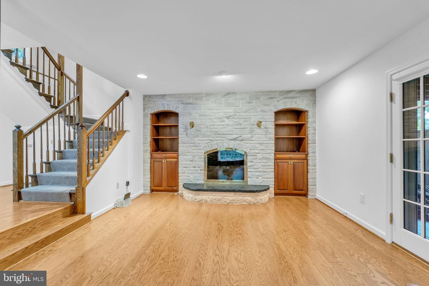 7204 EVANS MILL RD, MCLEAN, Virginia 22101, 4 Bedrooms Bedrooms, ,4 BathroomsBathrooms,Residential,For sale,7204 EVANS MILL RD,VAFX2269458 MLS # VAFX2269458