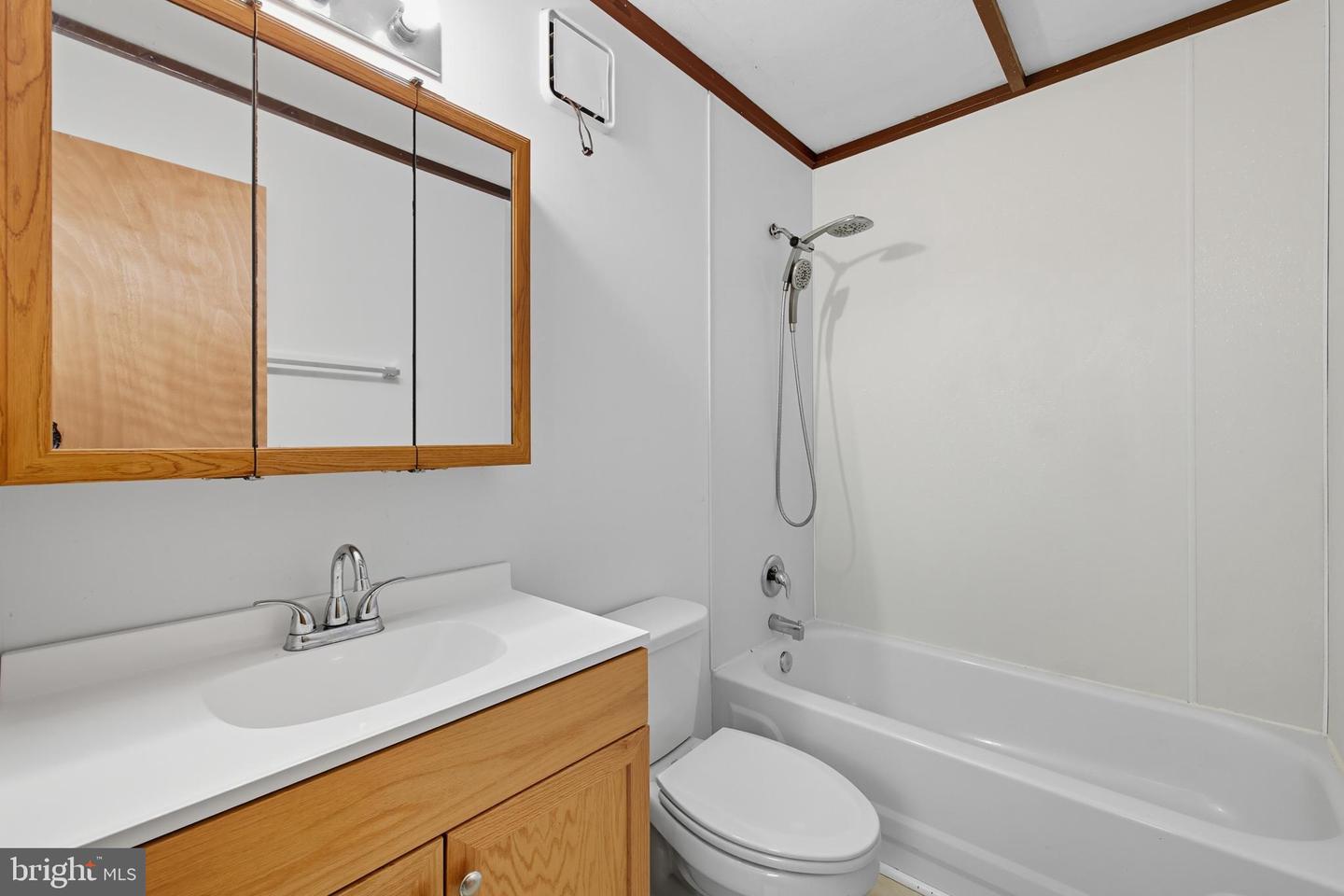 974 SUNDANCE RETREAT LN, NEW MARKET, Virginia 22844, 2 Bedrooms Bedrooms, ,1 BathroomBathrooms,Residential,For sale,974 SUNDANCE RETREAT LN,VASH2012638 MLS # VASH2012638