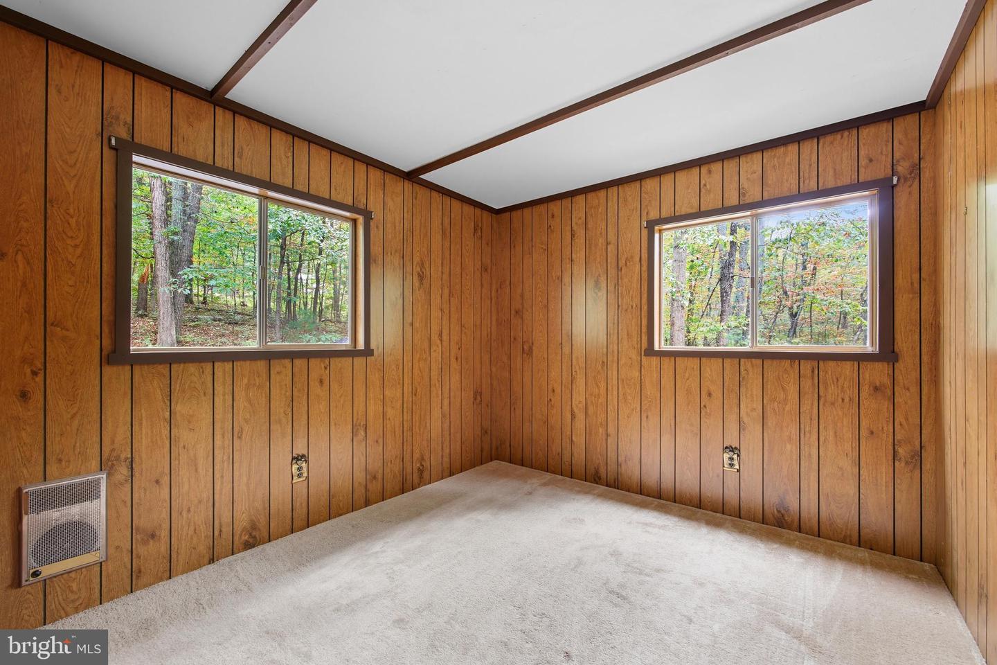 974 SUNDANCE RETREAT LN, NEW MARKET, Virginia 22844, 2 Bedrooms Bedrooms, ,1 BathroomBathrooms,Residential,For sale,974 SUNDANCE RETREAT LN,VASH2012638 MLS # VASH2012638