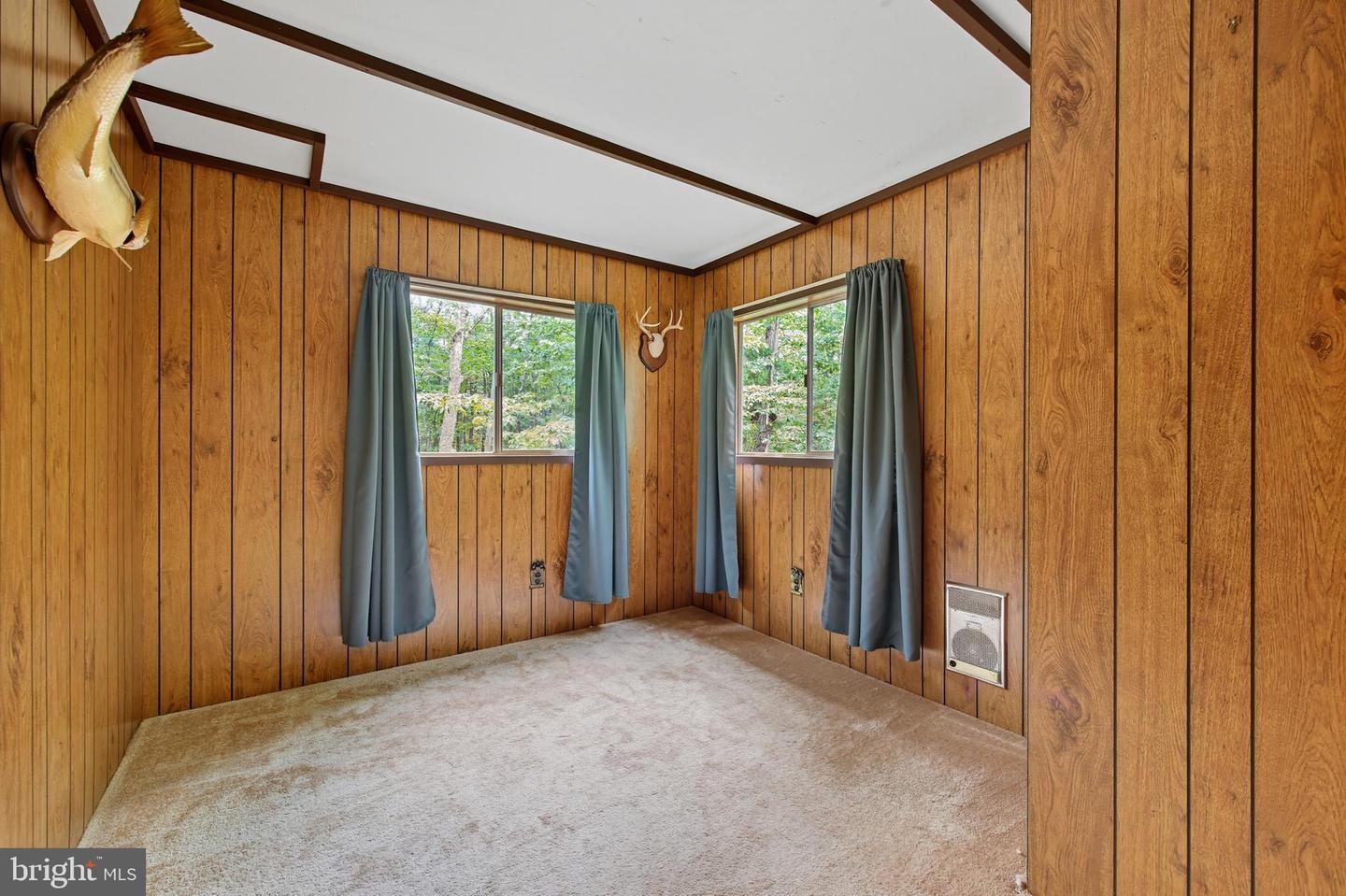 974 SUNDANCE RETREAT LN, NEW MARKET, Virginia 22844, 2 Bedrooms Bedrooms, ,1 BathroomBathrooms,Residential,For sale,974 SUNDANCE RETREAT LN,VASH2012638 MLS # VASH2012638