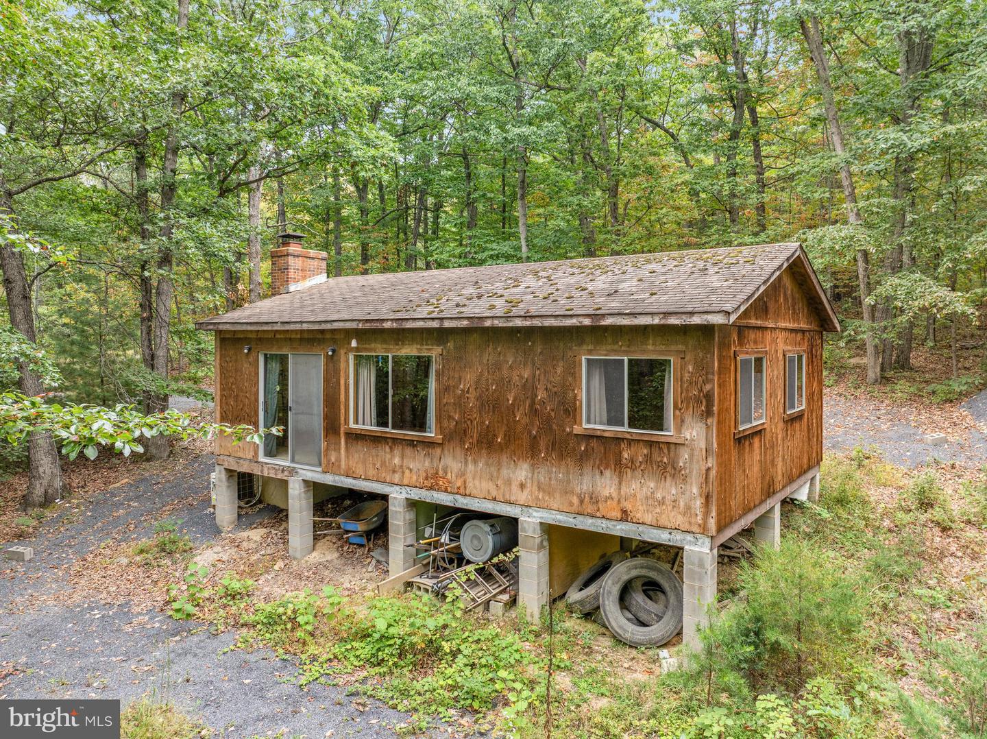 974 SUNDANCE RETREAT LN, NEW MARKET, Virginia 22844, 2 Bedrooms Bedrooms, ,1 BathroomBathrooms,Residential,For sale,974 SUNDANCE RETREAT LN,VASH2012638 MLS # VASH2012638