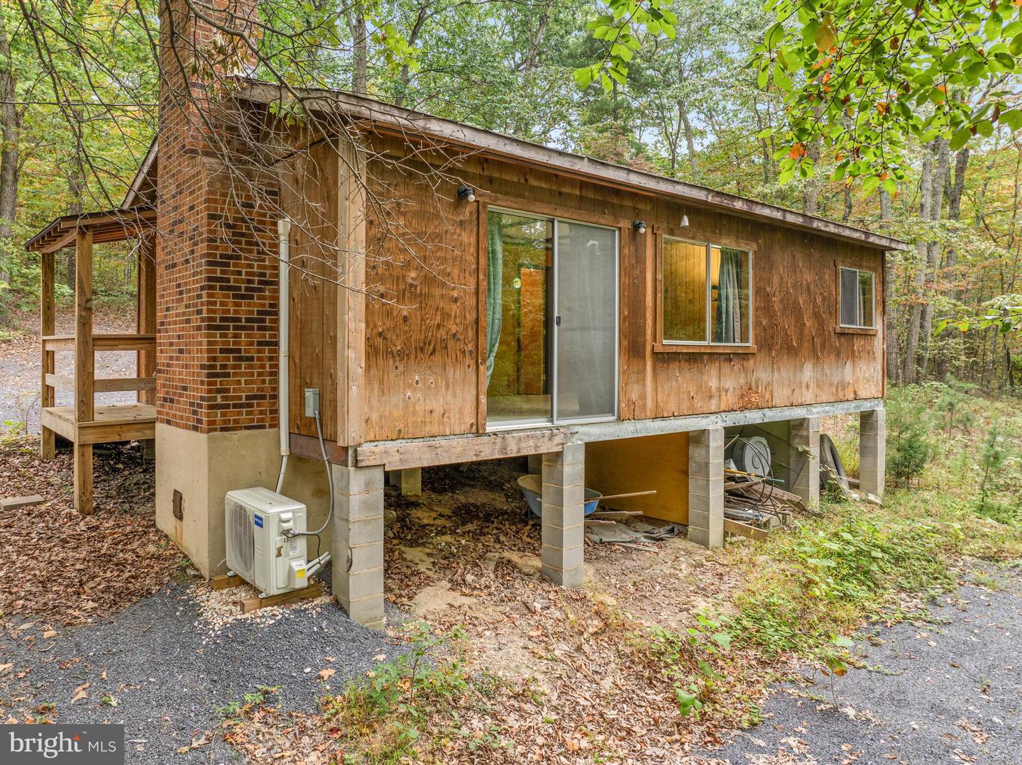 974 SUNDANCE RETREAT LN, NEW MARKET, Virginia 22844, 2 Bedrooms Bedrooms, ,1 BathroomBathrooms,Residential,For sale,974 SUNDANCE RETREAT LN,VASH2012638 MLS # VASH2012638
