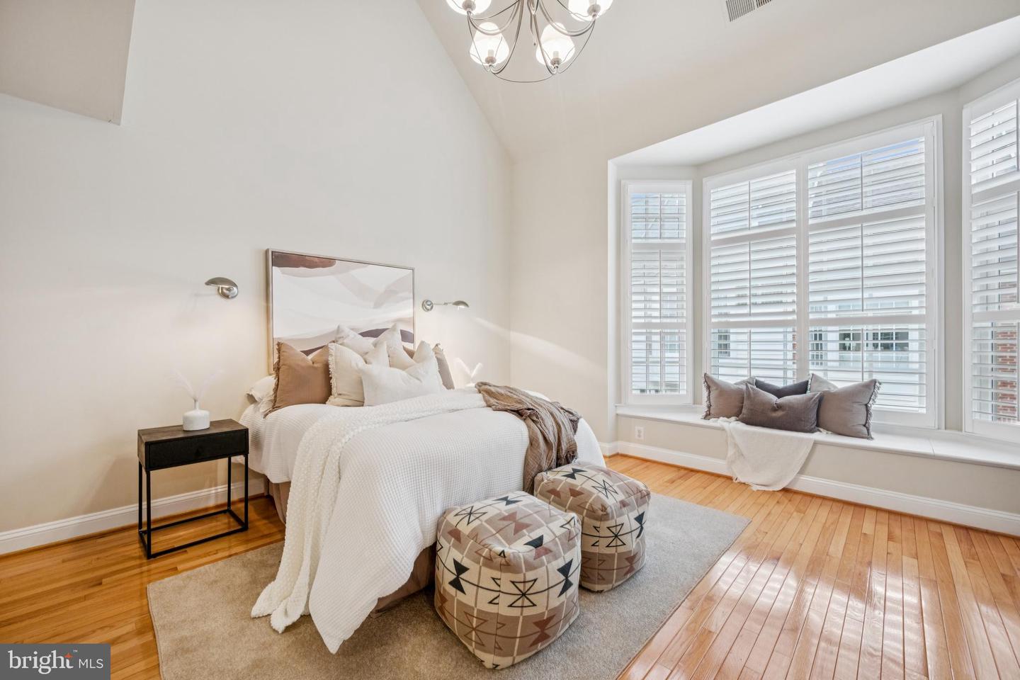 5328 43RD ST NW, WASHINGTON, District Of Columbia 20015, 3 Bedrooms Bedrooms, ,3 BathroomsBathrooms,Residential,For sale,5328 43RD ST NW,DCDC2224456 MLS # DCDC2224456
