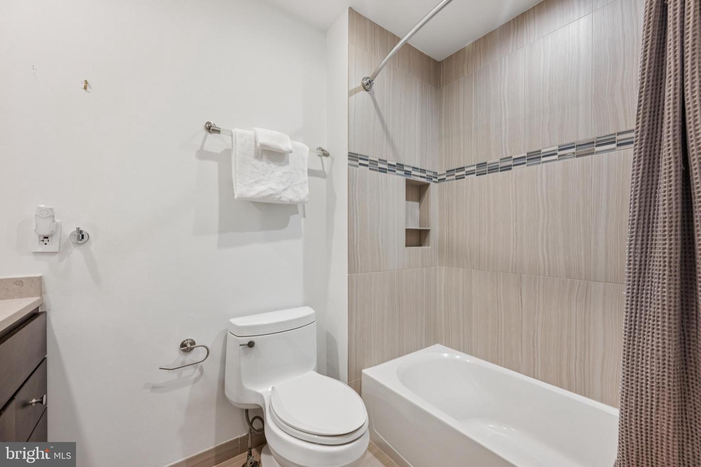 5328 43RD ST NW, WASHINGTON, District Of Columbia 20015, 3 Bedrooms Bedrooms, ,3 BathroomsBathrooms,Residential,For sale,5328 43RD ST NW,DCDC2224456 MLS # DCDC2224456