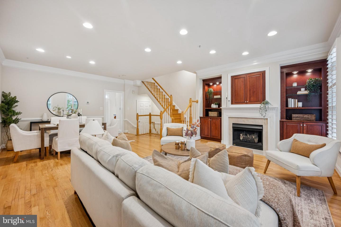 5328 43RD ST NW, WASHINGTON, District Of Columbia 20015, 3 Bedrooms Bedrooms, ,3 BathroomsBathrooms,Residential,For sale,5328 43RD ST NW,DCDC2224456 MLS # DCDC2224456