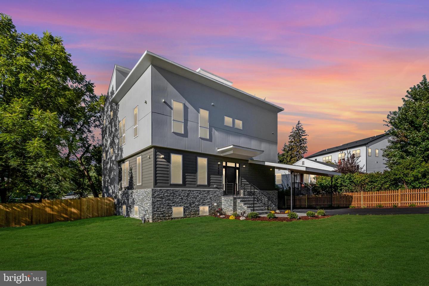 7435 NIGH RD, FALLS CHURCH, Virginia 22043, 5 Bedrooms Bedrooms, ,5 BathroomsBathrooms,Residential,For sale,7435 NIGH RD,VAFX2269622 MLS # VAFX2269622