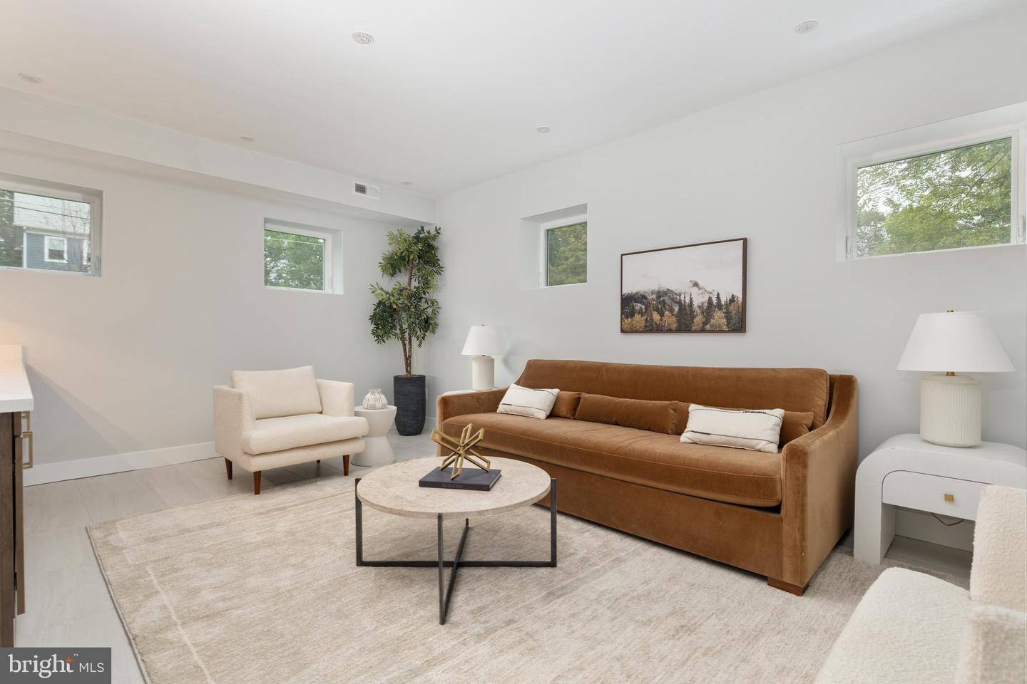 7435 NIGH RD, FALLS CHURCH, Virginia 22043, 5 Bedrooms Bedrooms, ,5 BathroomsBathrooms,Residential,For sale,7435 NIGH RD,VAFX2269622 MLS # VAFX2269622