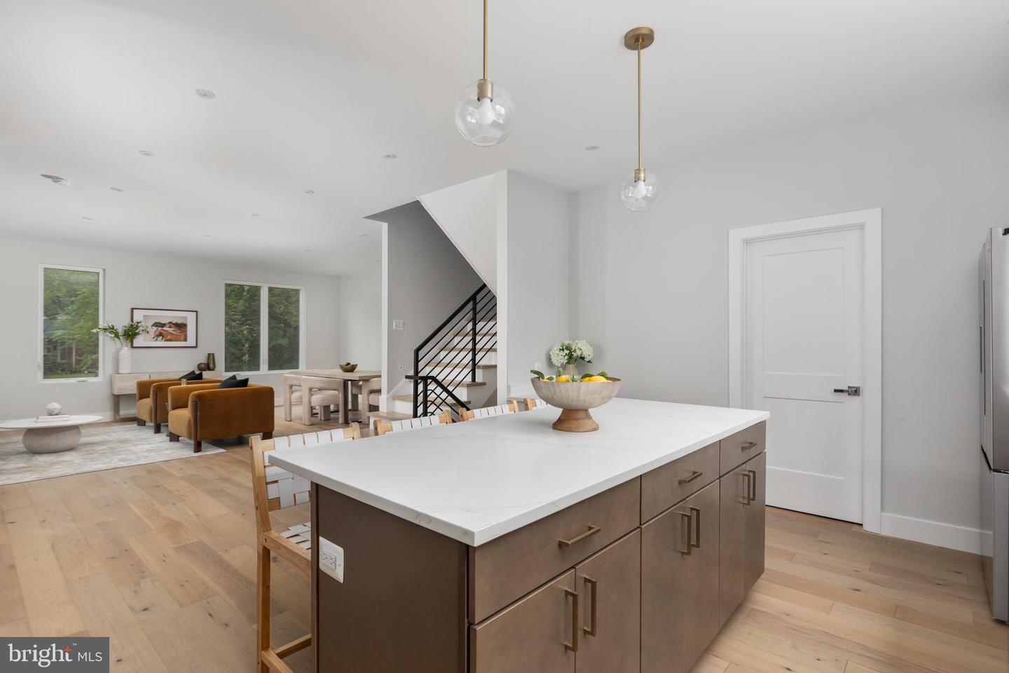 7435 NIGH RD, FALLS CHURCH, Virginia 22043, 5 Bedrooms Bedrooms, ,5 BathroomsBathrooms,Residential,For sale,7435 NIGH RD,VAFX2269622 MLS # VAFX2269622