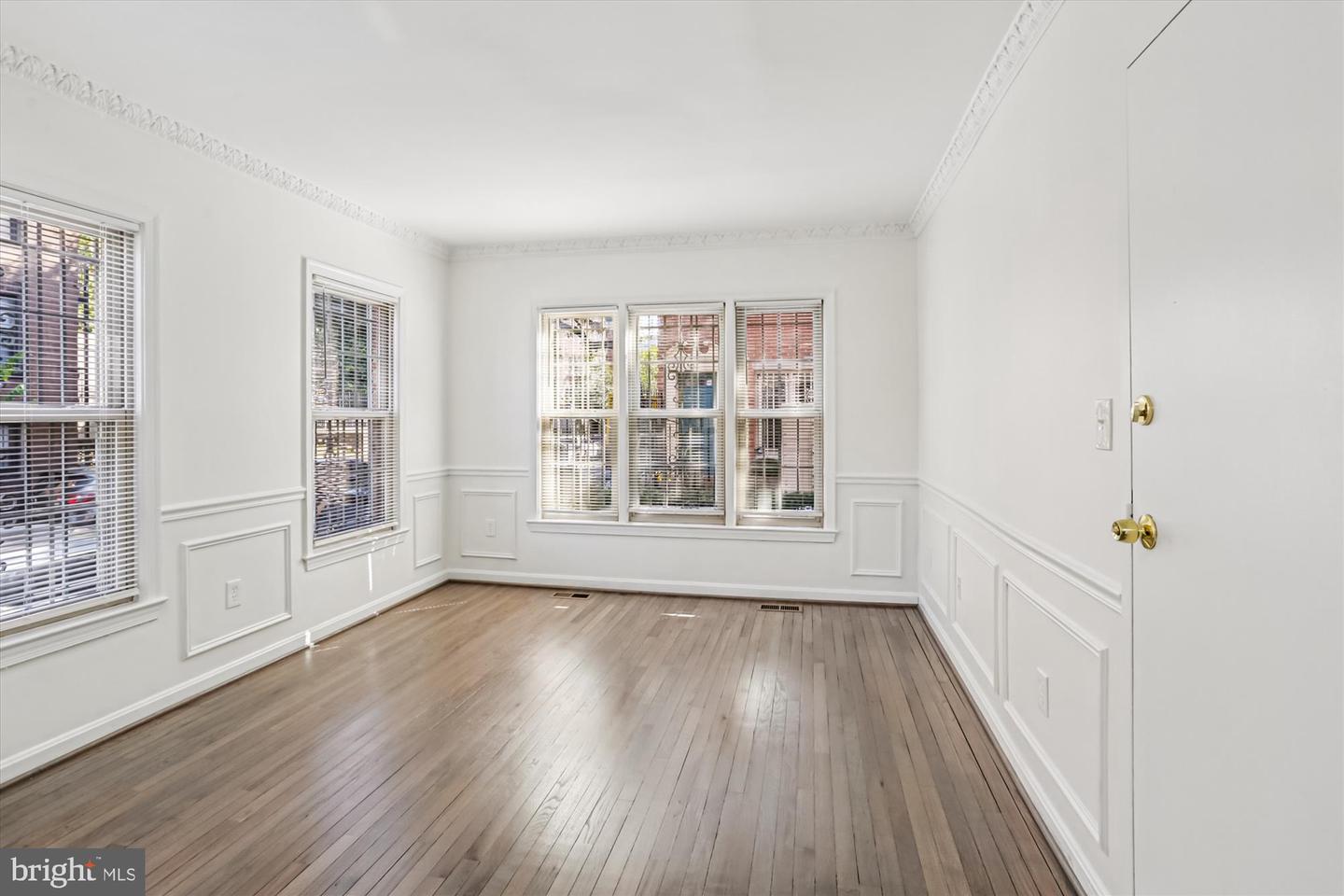 1690 EUCLID ST NW #A, WASHINGTON, District Of Columbia 20009, 1 Bedroom Bedrooms, ,1 BathroomBathrooms,Residential,For sale,1690 EUCLID ST NW #A,DCDC2224330 MLS # DCDC2224330 1690 EUCLID ST NW #A, WASHINGTON, District Of Columbia 20009, 1 Bedroom Bedrooms, ,1 BathroomBathrooms,Residential,For sale,1690 EUCLID ST NW #A,DCDC2224330 MLS # DCDC2224330