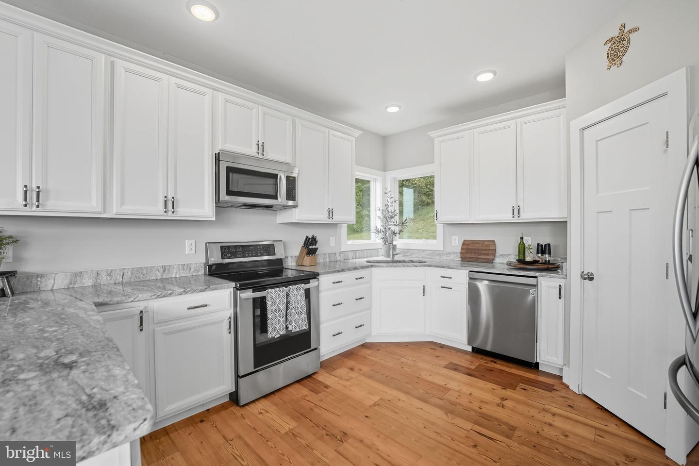 2636 LYNN ALLEN RD, KING GEORGE, Virginia 22485, 4 Bedrooms Bedrooms, ,3 BathroomsBathrooms,Residential,For sale,2636 LYNN ALLEN RD,VAKG2007064 MLS # VAKG2007064
