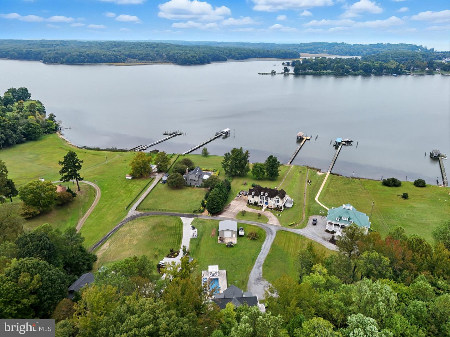2636 LYNN ALLEN RD, KING GEORGE, Virginia 22485, 4 Bedrooms Bedrooms, ,3 BathroomsBathrooms,Residential,For sale,2636 LYNN ALLEN RD,VAKG2007064 MLS # VAKG2007064