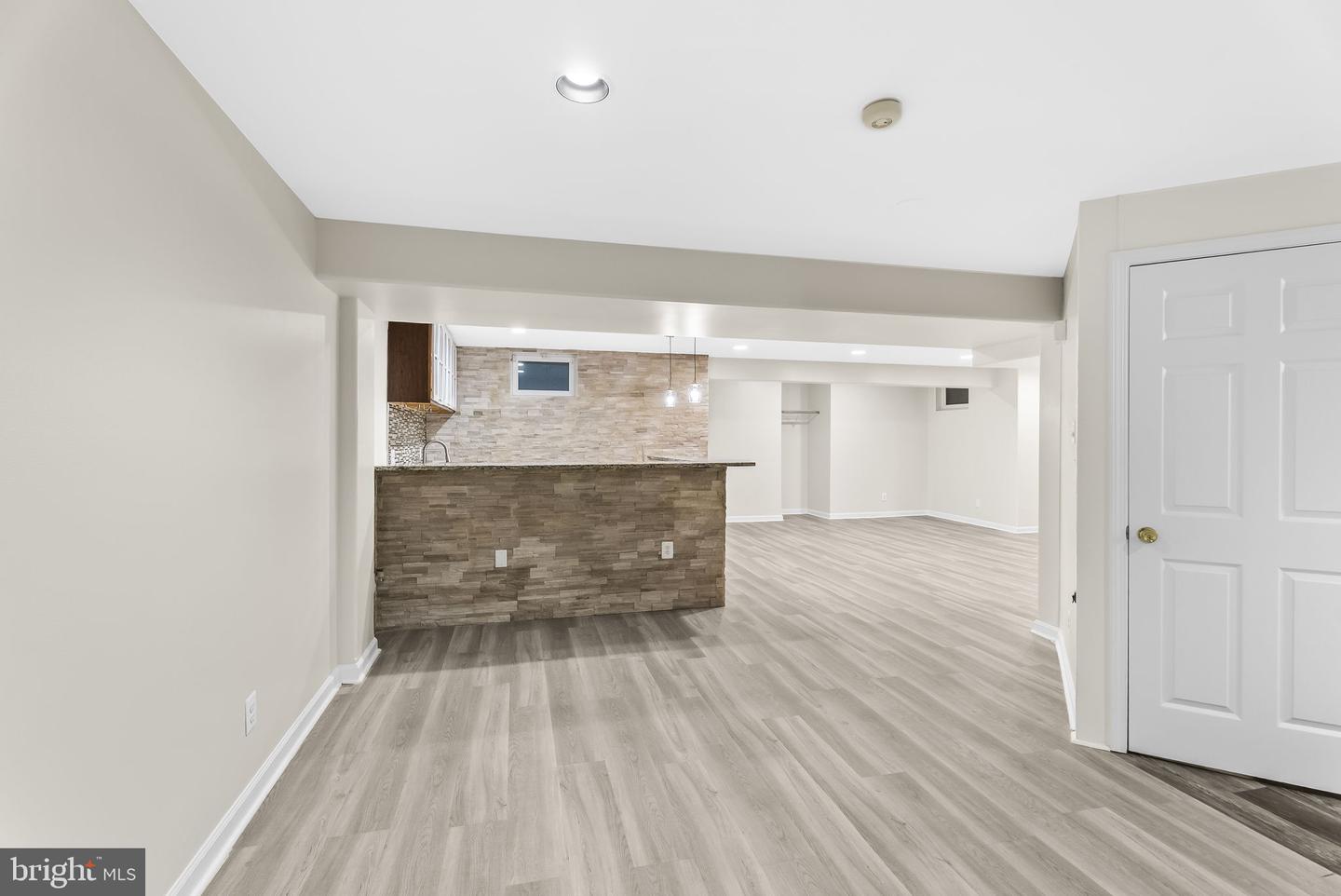 12901 CEDAR GLEN LN, HERNDON, Virginia 20171, 4 Bedrooms Bedrooms, ,3 BathroomsBathrooms,Residential,For sale,12901 CEDAR GLEN LN,VAFX2269486 MLS # VAFX2269486