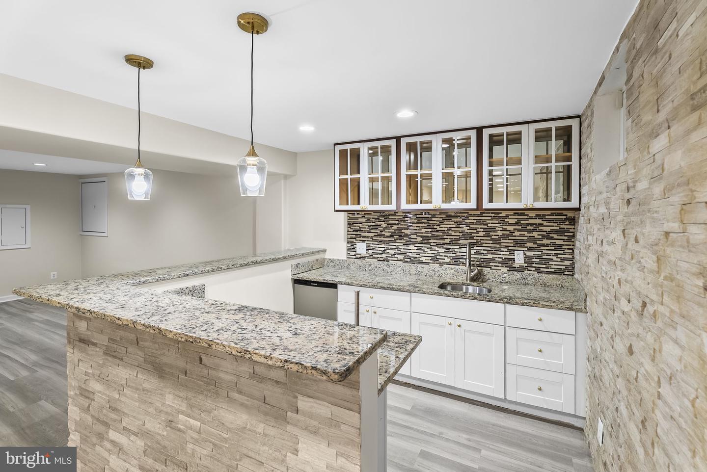 12901 CEDAR GLEN LN, HERNDON, Virginia 20171, 4 Bedrooms Bedrooms, ,3 BathroomsBathrooms,Residential,For sale,12901 CEDAR GLEN LN,VAFX2269486 MLS # VAFX2269486