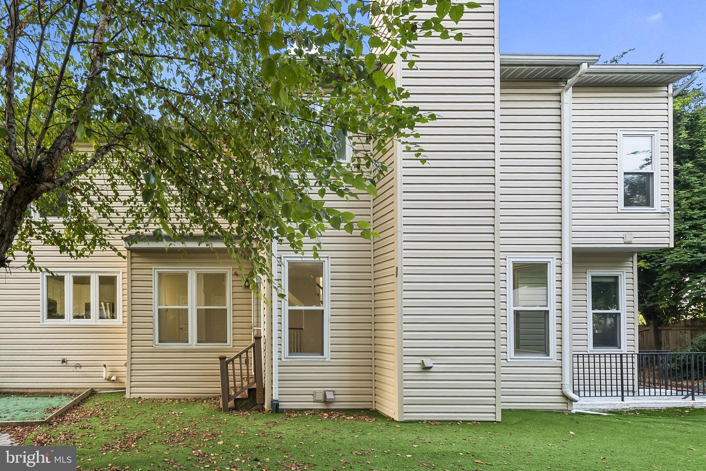 12901 CEDAR GLEN LN, HERNDON, Virginia 20171, 4 Bedrooms Bedrooms, ,3 BathroomsBathrooms,Residential,For sale,12901 CEDAR GLEN LN,VAFX2269486 MLS # VAFX2269486