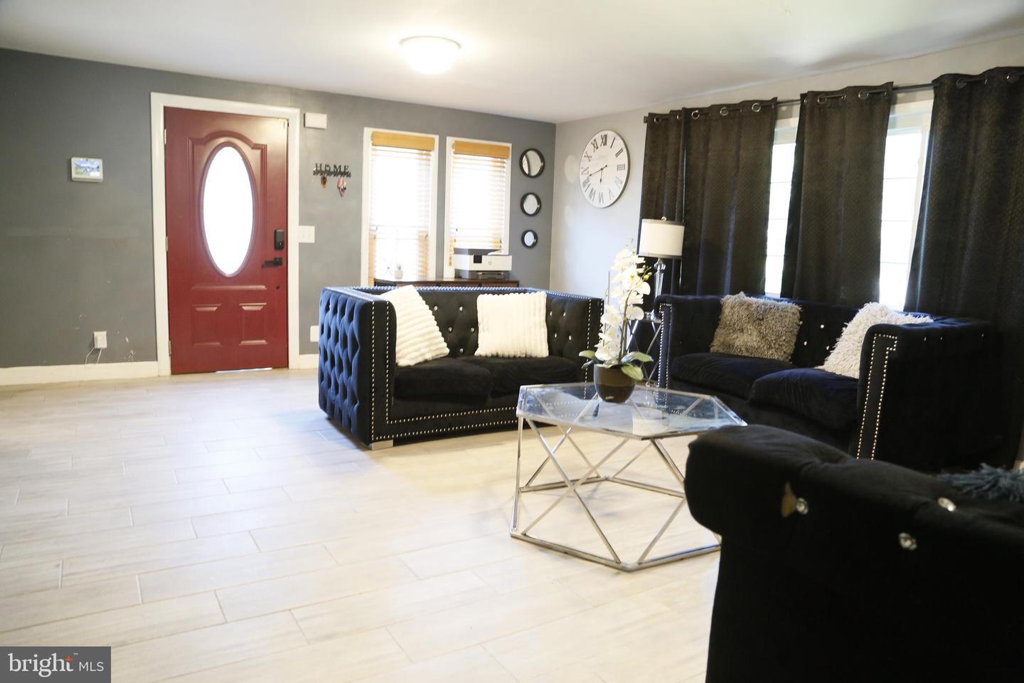 17421 TRIPOLI BLVD, DUMFRIES, Virginia 22026, 4 Bedrooms Bedrooms, 7 Rooms Rooms,2 BathroomsBathrooms,Residential,For sale,17421 TRIPOLI BLVD,VAPW2104826 MLS # VAPW2104826