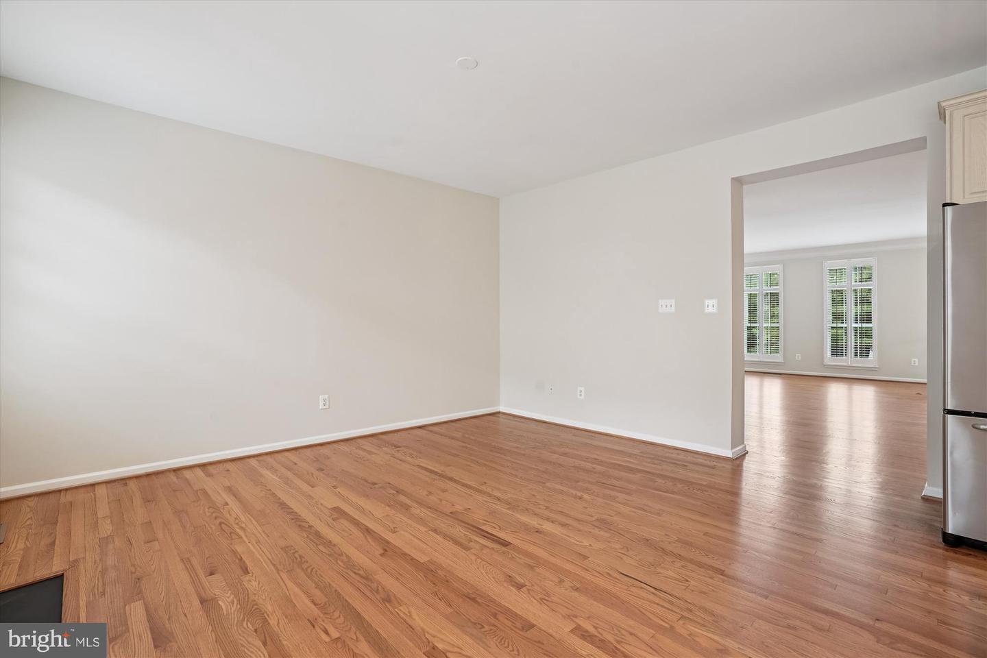 25857 KIRKWOOD SQ, CHANTILLY, Virginia 20152, 3 Bedrooms Bedrooms, ,2 BathroomsBathrooms,Residential,For sale,25857 KIRKWOOD SQ,VALO2107732 MLS # VALO2107732